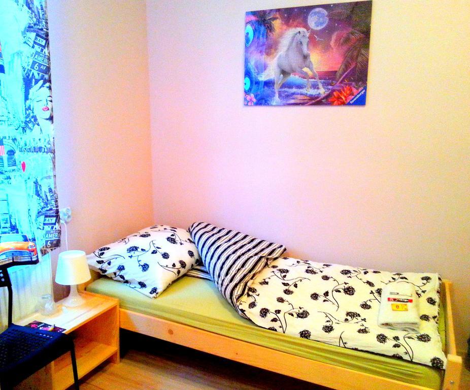 Hostel Puzzle - Jezyce Poznań Eksteriør billede
