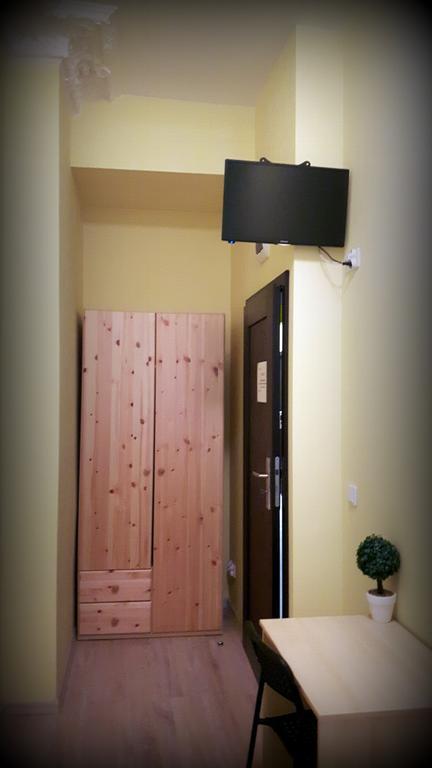 Hostel Puzzle - Jezyce Poznań Eksteriør billede