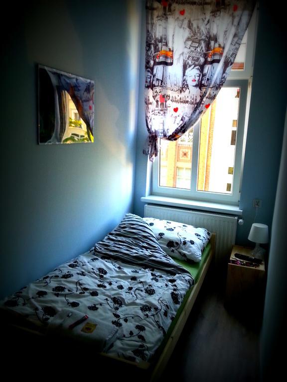 Hostel Puzzle - Jezyce Poznań Eksteriør billede