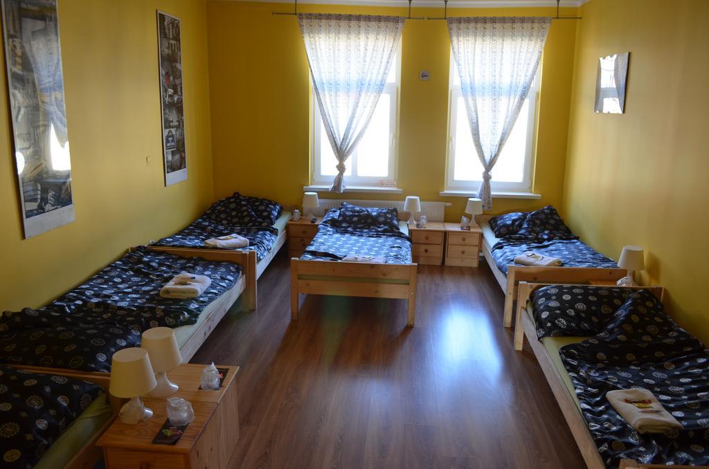 Hostel Puzzle - Jezyce Poznań Eksteriør billede